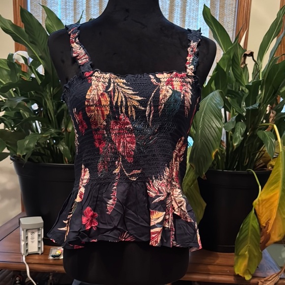 Patrons of Peace Tops - Patrons of Peace Pink and Red Bustier Peplum Tank Top